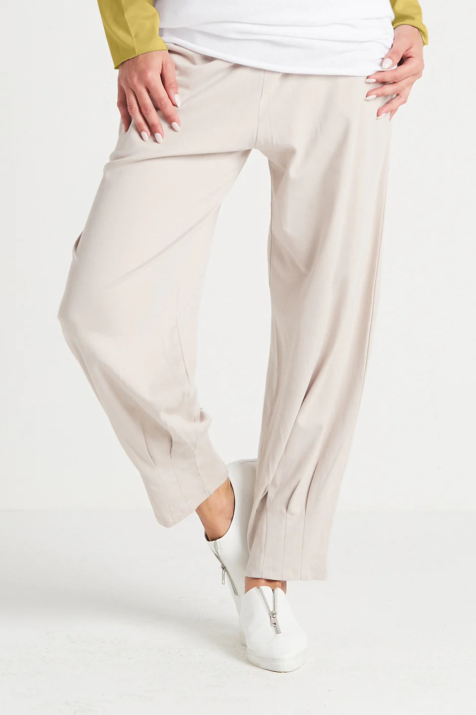 PINCHED PLEAT PANTS