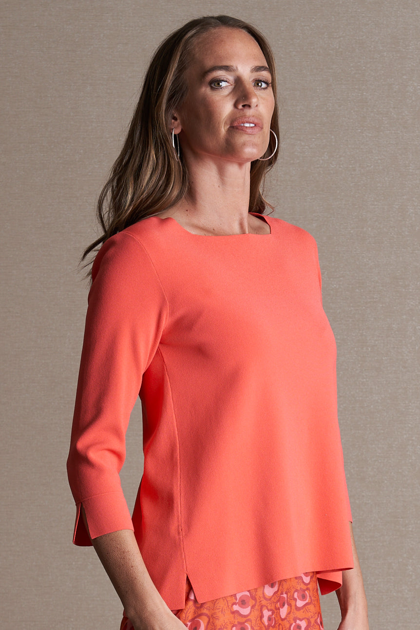 BACK DETAIL TOP